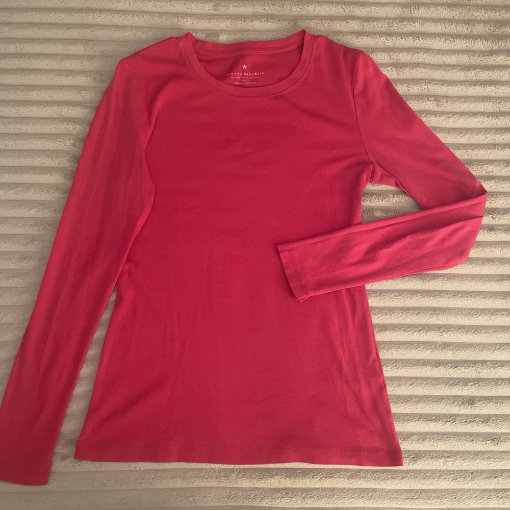Banana Republic Vibrant Pink Tee